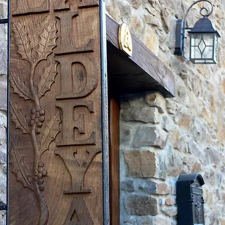Guest house De Montana La Aldeya