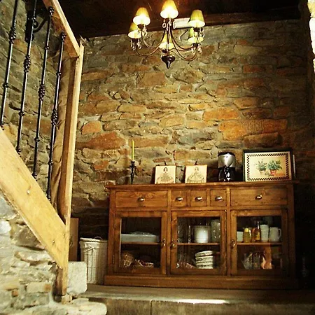 De Montana La Aldeya Гостевой дом 2*