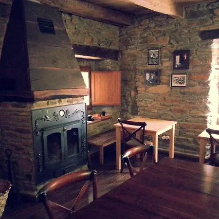 Pensión De Montaña La Aldeya Villablino