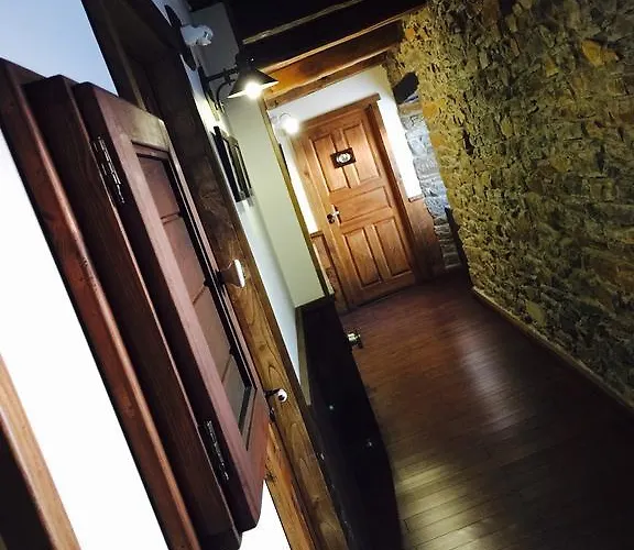 Гостевой дом De Montana La Aldeya 2*