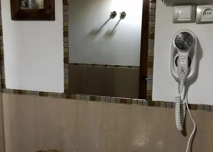 De Montana La Aldeya 2*