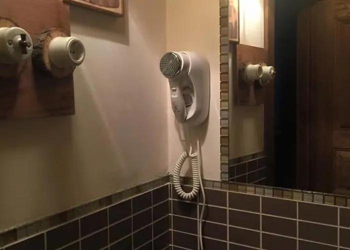 De Montana La Aldeya Гостевой дом Вильяблино